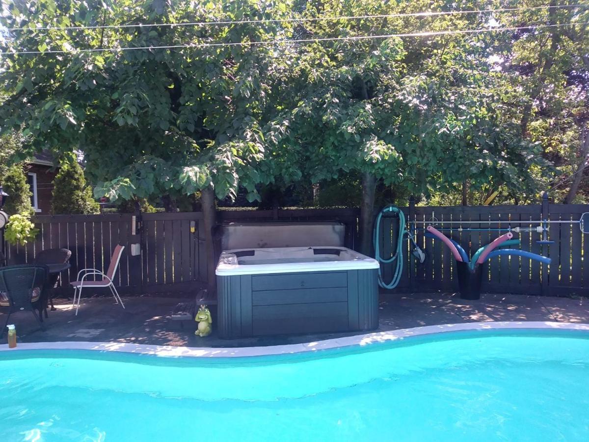 Gite Chez Baza Shawinigan Bagian luar foto