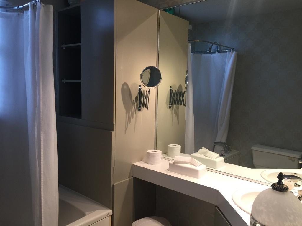 Gite Chez Baza Shawinigan Bagian luar foto